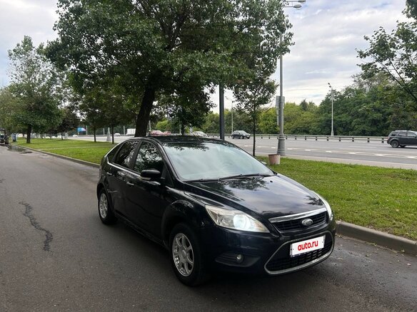 2008 Ford Focus II Рестайлинг, чёрный, 310000 рублей - вид 1