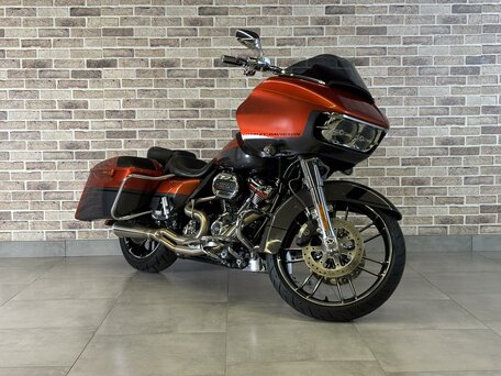 2017 Harley-Davidson CVO Road Glide, оранжевый, 2465000 рублей, вид 4