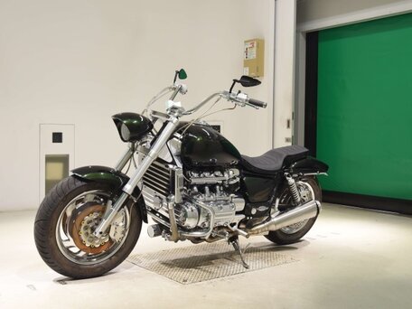 2000 Honda Valkyrie 1500, чёрный, 448000 рублей, вид 3
