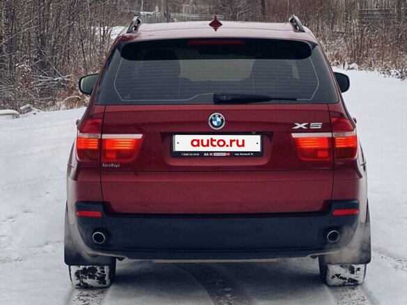 2010 BMW X5 30i II (E70), красный, 1750000 рублей - вид 7