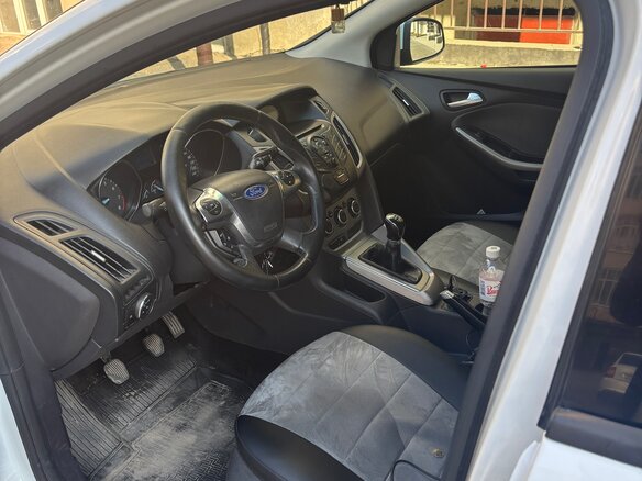 2013 Ford Focus III, белый, 700000 рублей - вид 5