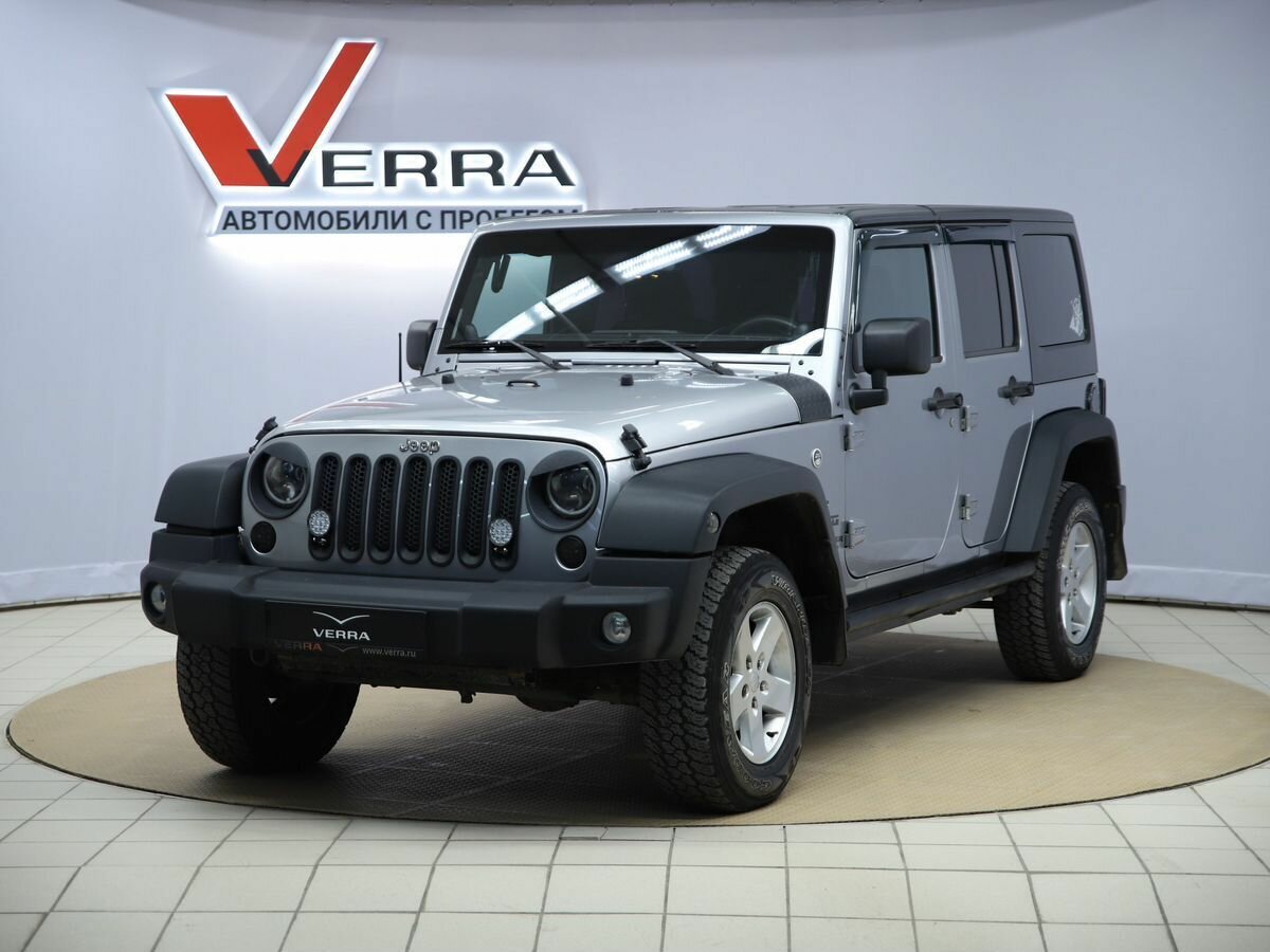 Открыть фотографии: Jeep Wrangler III (JK)