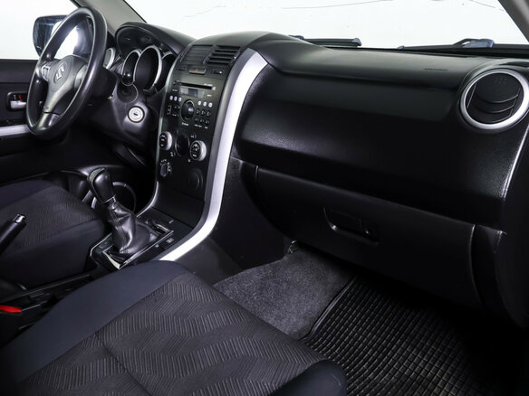 2014 Suzuki Grand Vitara II Рестайлинг 2, серебристый, 1390000 рублей - вид 9