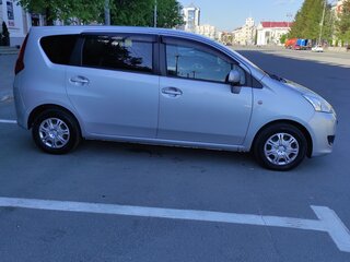 2009 Toyota Passo Sette, серебристый, 695000 рублей, вид 2
