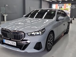2024 BMW 5 серии 520i VIII (G60/G61/G68), серый, 6630010 рублей, вид 1