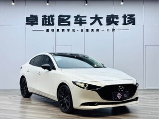 2022 Mazda 3 Axela IV (BP), белый, 1720000 рублей, вид 3