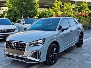 2022 Audi Q2 L 35 TFSI I Рестайлинг, серебристый, 1950070 рублей, вид 1