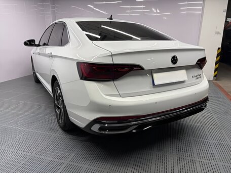 2022 Volkswagen Sagitar III Рестайлинг, белый, 1690000 рублей, вид 4