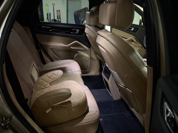 2019 Porsche Cayenne S III, бежевый, 5800000 рублей - вид 31