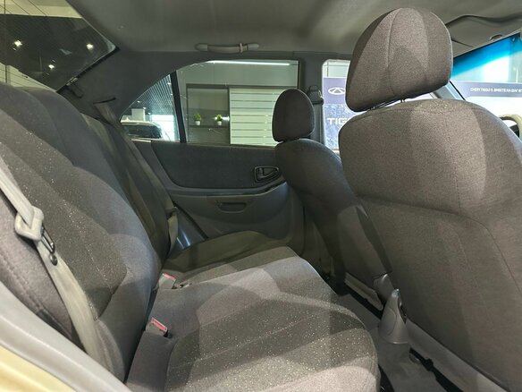 2006 Hyundai Accent ТагАЗ II, бежевый, 240000 рублей - вид 10