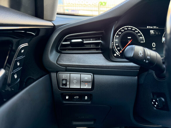 2019 Kia K7 YG (II) Рестайлинг, чёрный, 2410000 рублей - вид 15