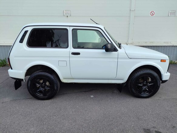 2023 Lada (ВАЗ) Niva Legend I, белый, 790000 рублей - вид 6