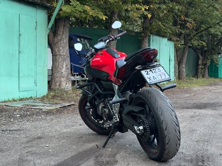 2015 Yamaha MT-07 (FZ-07), красный, 470000 рублей, вид 4