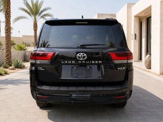 2026 Toyota Land Cruiser 300 Series, чёрный, 15476999 рублей, вид 5
