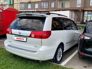 2007 Toyota Sienna II Рестайлинг, белый, 1450000 рублей, вид 4
