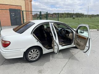 2002 Nissan Bluebird Sylphy I (G10), белый, 400000 рублей, вид 5