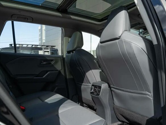 2026 Toyota RAV4 VI (XA60), чёрный, 4490000 рублей - вид 10