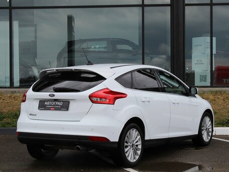 2018 Ford Focus III Рестайлинг, белый, 1040000 рублей, вид 4