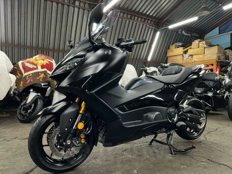 2023 Yamaha TMAX, чёрный, 1230000 рублей, вид 2