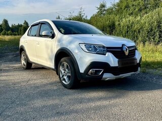 2021 Renault Logan Stepway II Рестайлинг, белый, 1085000 рублей, вид 3