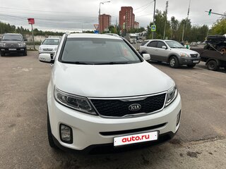 2013 Kia Sorento II Рестайлинг, белый, 1720000 рублей, вид 1