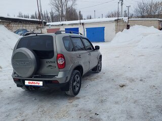 2012 Chevrolet Niva I Рестайлинг, серый, 644444 рублей, вид 3
