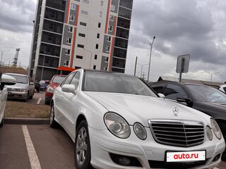 2008 Mercedes-Benz E-Класс 200 III (W211, S211) Рестайлинг, белый, 910000 рублей, вид 3