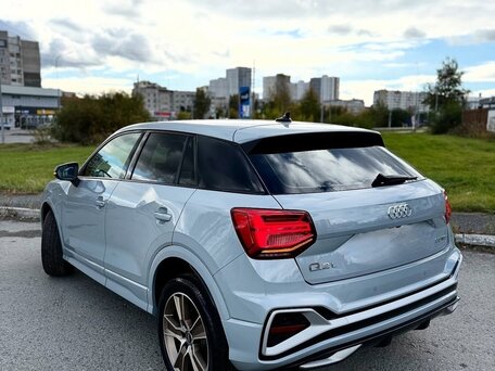 2023 Audi Q2 L 35 TFSI I Рестайлинг, голубой, 2170000 рублей, вид 4