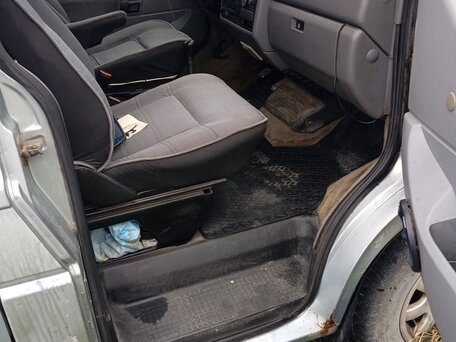 1994 Volkswagen Caravelle, серебристый, 525000 рублей, вид 1