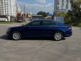 2019 Volkswagen Passat DSG7 B8, синий, 2600000 рублей, вид 2