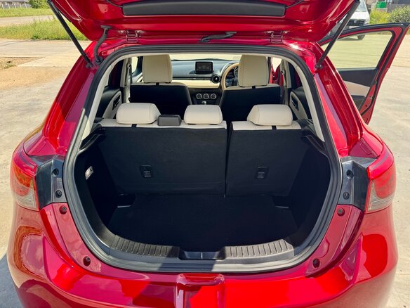 2015 Mazda Demio IV (DJ), красный, 980000 рублей - вид 12