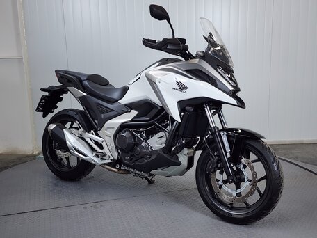 2021 Honda NC 750X, белый, 799000 рублей, вид 2