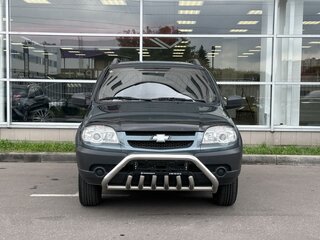 2015 Chevrolet Niva I Рестайлинг, зелёный, 499000 рублей, вид 2