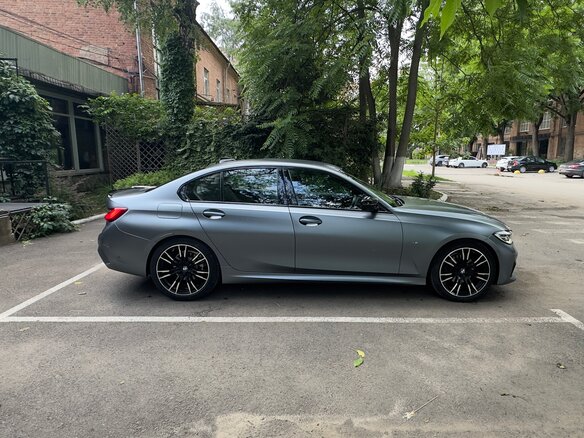 2019 BMW 3 серии 320d xDrive VII (G2x), серый, 3000000 рублей - вид 3