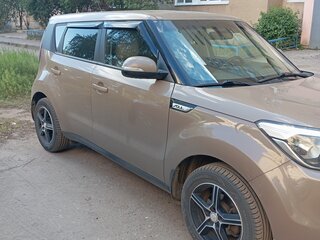 2016 Kia Soul II Рестайлинг, коричневый, 1340000 рублей, вид 2