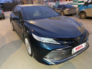 2018 Toyota Camry VIII (XV70), синий, 2850000 рублей, вид 3