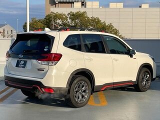 2021 Subaru Forester MHEV V, белый, 2250055 рублей, вид 5