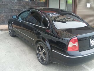 2001 Volkswagen Passat B5 Рестайлинг, чёрный, 400000 рублей, вид 3