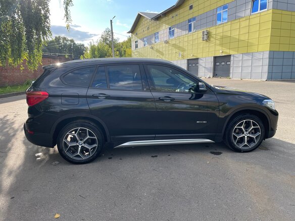 2017 BMW X1 18i sDrive II (F48), чёрный, 1770000 рублей - вид 6