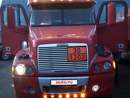 2002 Freightliner Columbia, красный, 1700000 рублей, вид 3