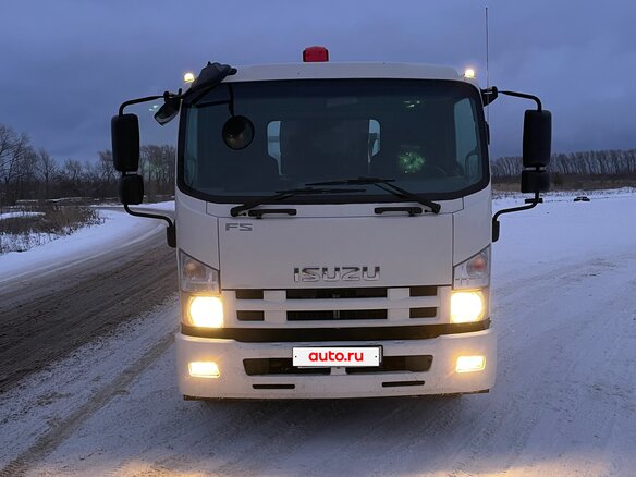 2018 Isuzu Forward (F-Series), белый, 5100000 рублей - вид 1