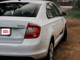 2016 Skoda Rapid I, белый, 990000 рублей, вид 4