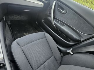 2011 BMW 1 серии 116i I (E81/E82/E87/E88) Рестайлинг, белый, 1100000 рублей, вид 5