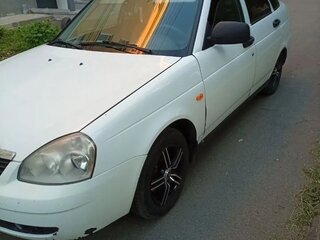 2010 Lada (ВАЗ) Priora I, белый, 299999 рублей, вид 1