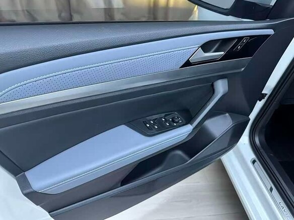 2023 Volkswagen Lavida III Рестайлинг, белый, 1856666 рублей - вид 14