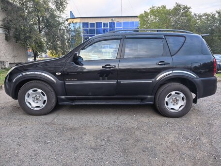 2006 SsangYong Rexton I, чёрный, 700000 рублей, вид 2