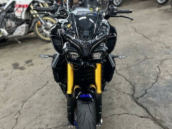 2021 Yamaha MT-10SP, серебристый, 1780000 рублей - вид 6