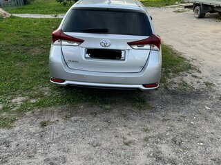 2018 Toyota Auris II Рестайлинг, серый, 1400000 рублей, вид 3