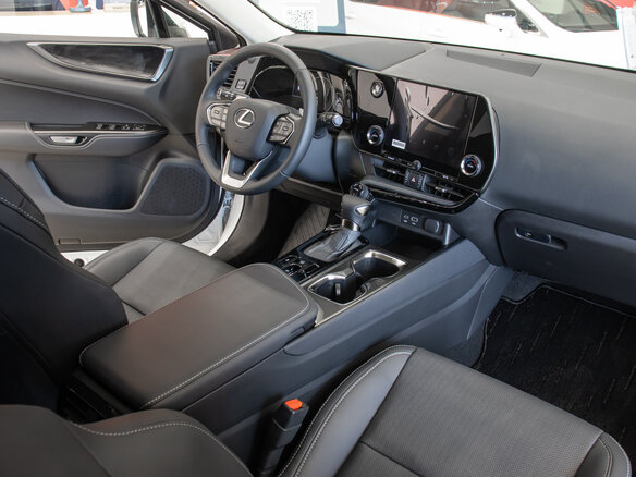 2026 Lexus NX 200 II, белый, 6990000 рублей - вид 16
