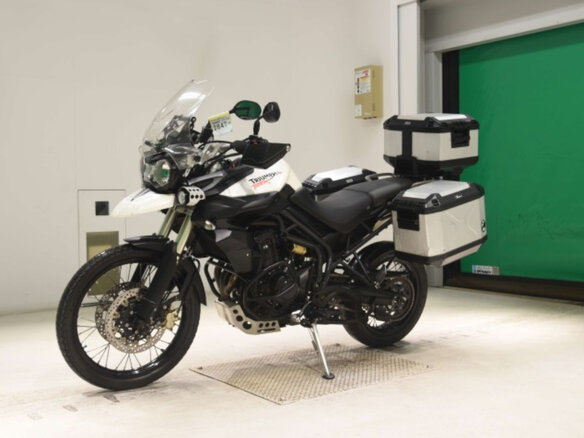 2012 Triumph Tiger 800, белый, 600000 рублей - вид 2